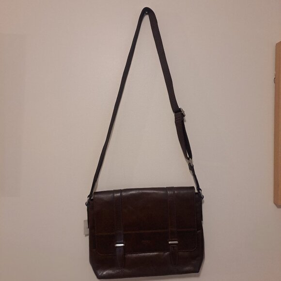 Men's Fossil Messenger Bag - Picture 2 of 7